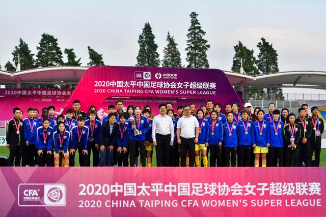 两人在英超对瓜氏曼城参与10+球：孙兴慜和萨拉赫