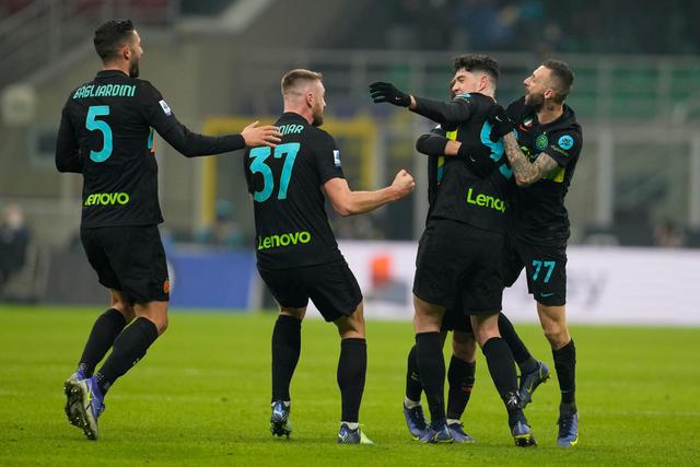 20场欧冠进25球！哈兰德一夜刷新欧冠两项纪录